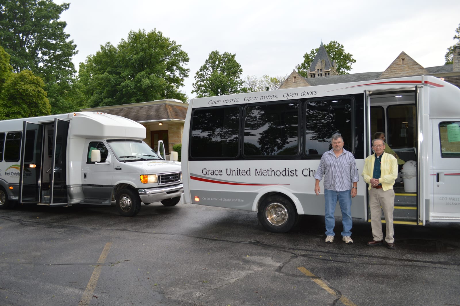 The buses that carried the audience between the three historic sites